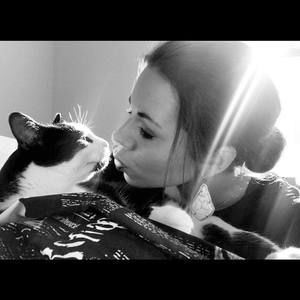 Meet your Posher, Taylor